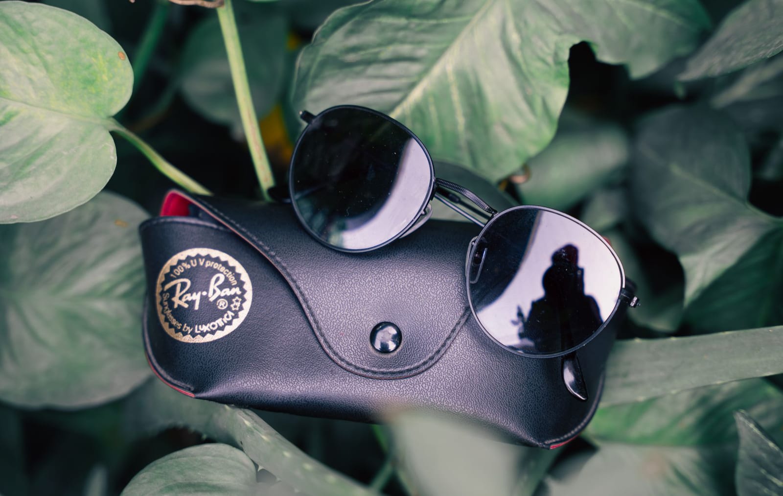 Lunettes de soleil Ray-Ban, comme neuf — photo 1 sur 3