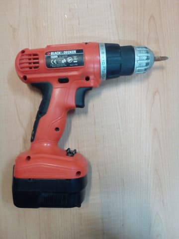 Perceuse-visseuse sans fil 18 V avec deux batteries