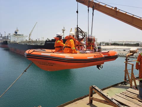Semi-rigide Quicksilver 6.2 m, 2012