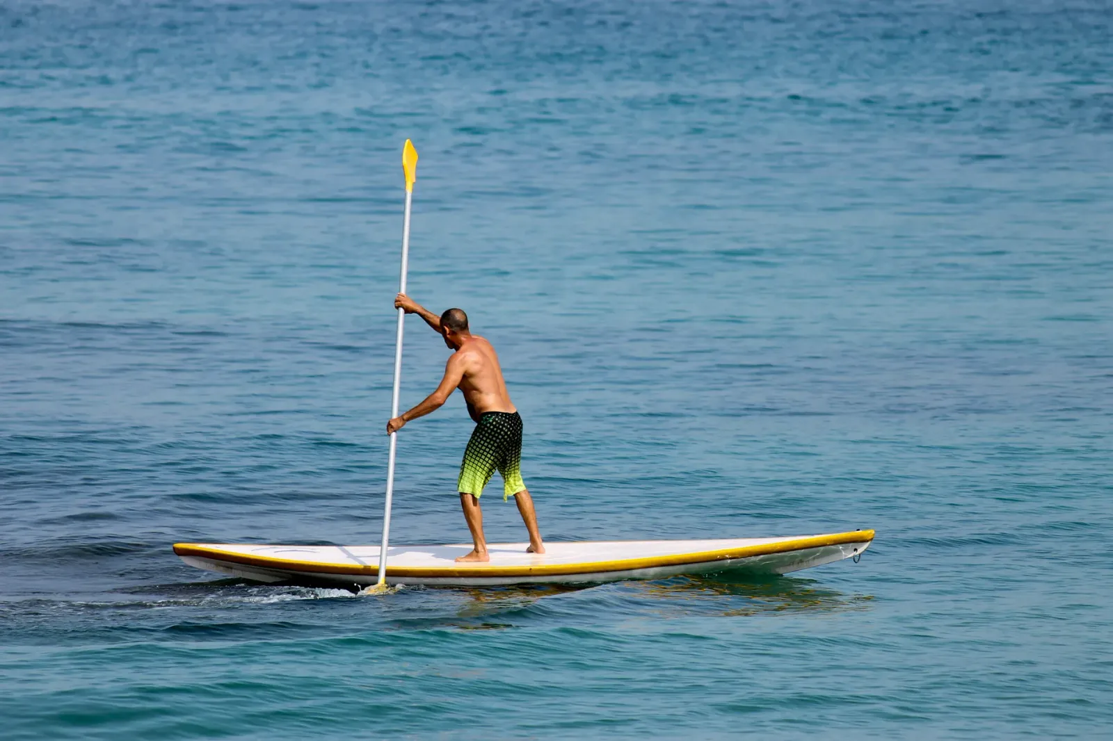 Paddle gonflable Itiwit, 10'6", pompe et pagaie — photo 1 sur 3