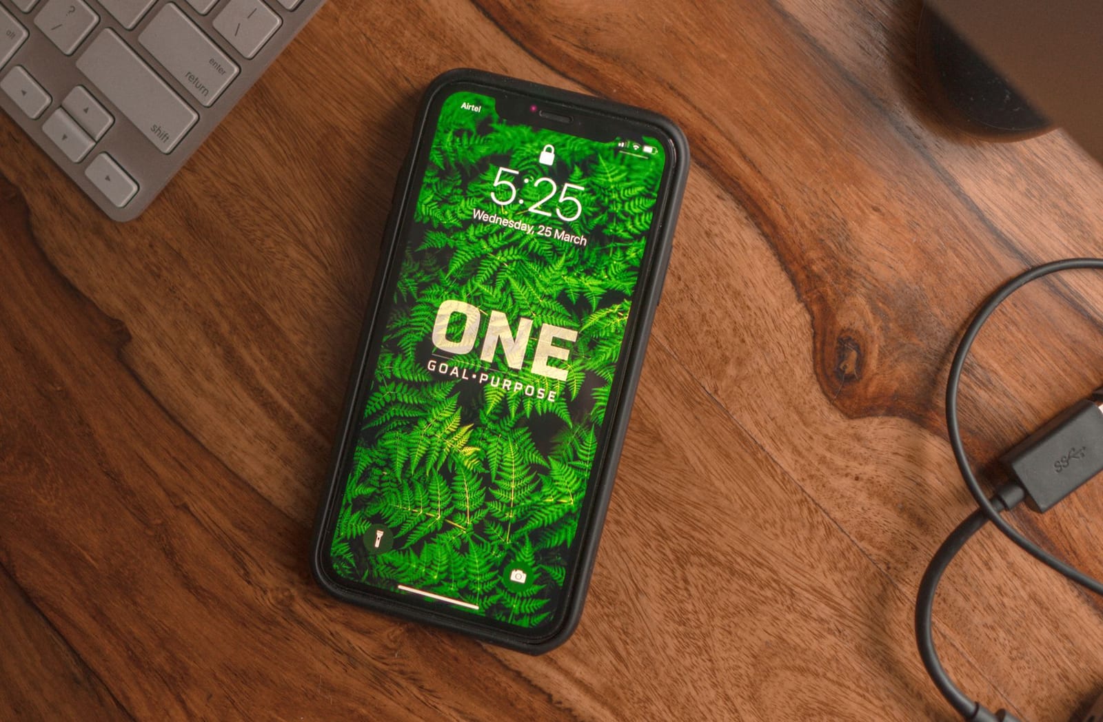 iPhone 14 Pro 128 Go bleu — photo 1 sur 4