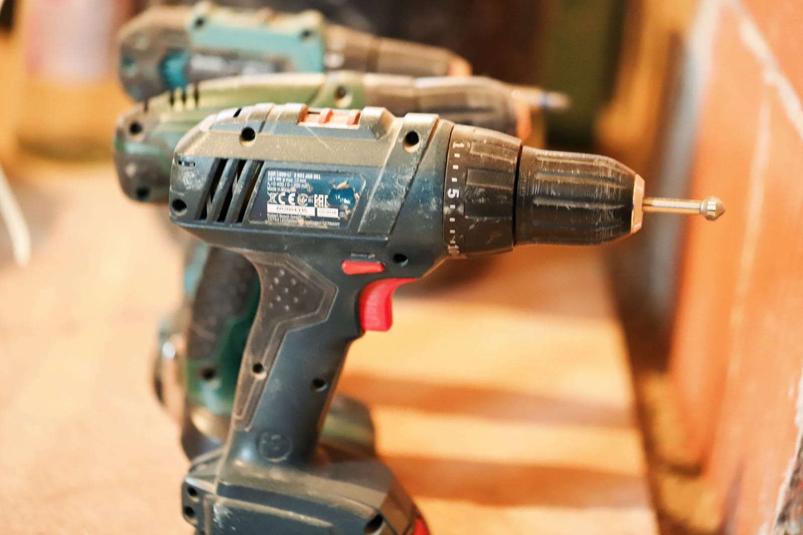 Perceuse-visseuse Makita 18 V, 2 batteries 5 Ah — photo 1 sur 2