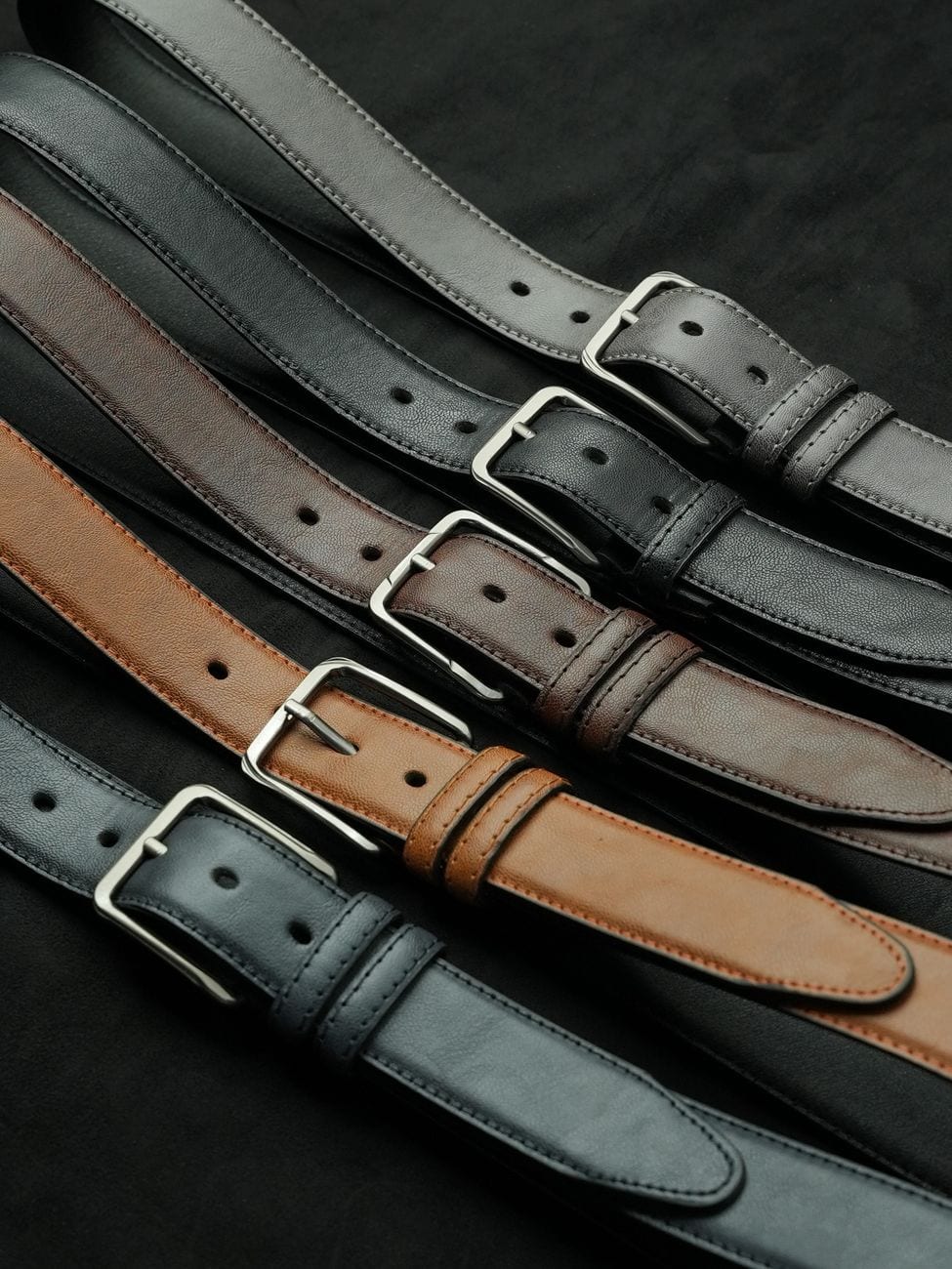 Ceinture en cuir Le Tanneur, état neuf — photo 1 sur 2