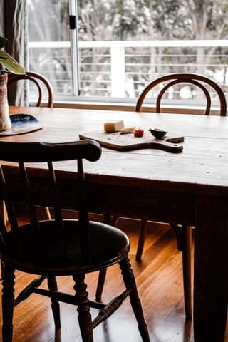 Table à manger bois et métal 200 × 100 + 4 chaises
