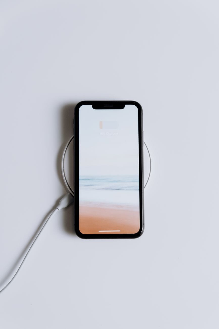 iPhone 14 64 Go violet — photo 1 sur 2