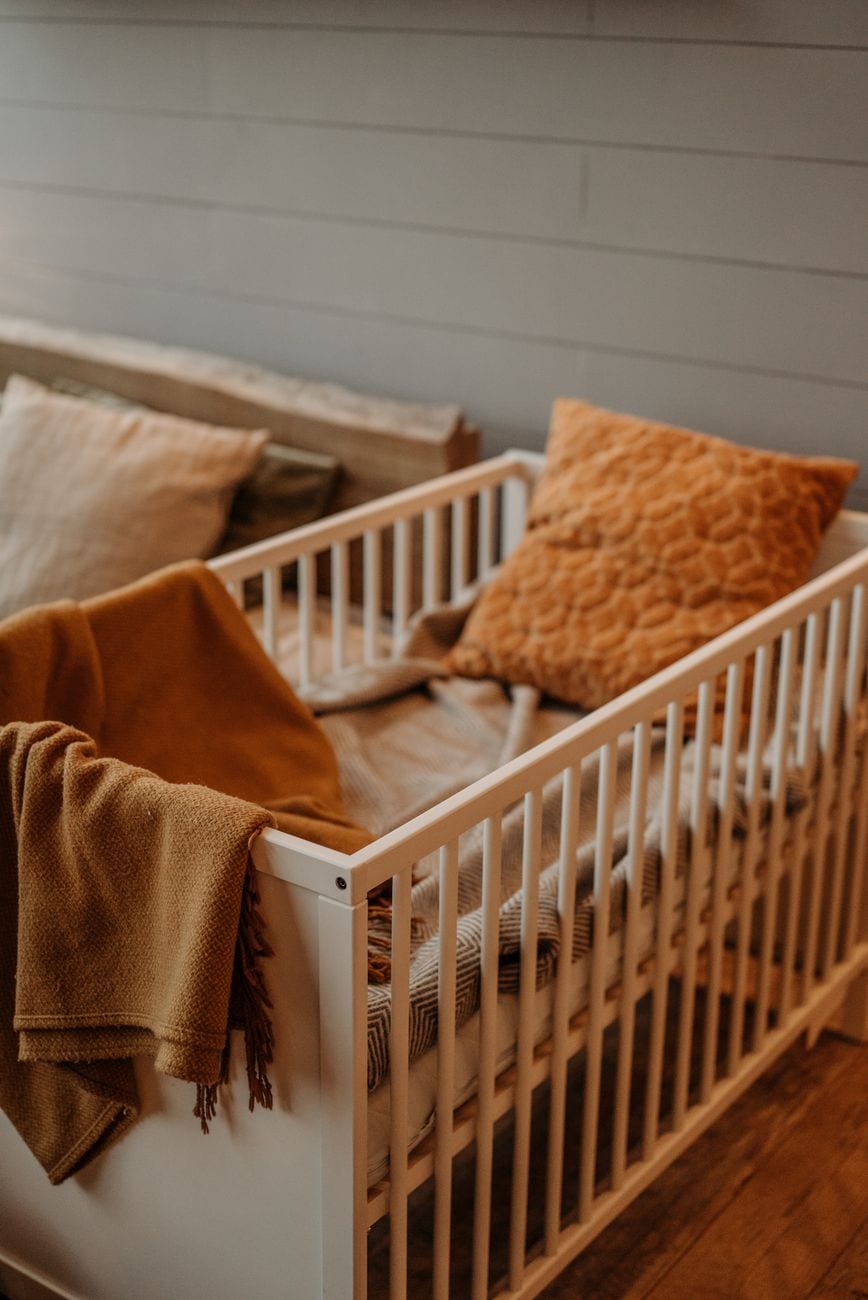 Lit bébé Oeuf 60 × 120 avec matelas — photo 1 sur 3