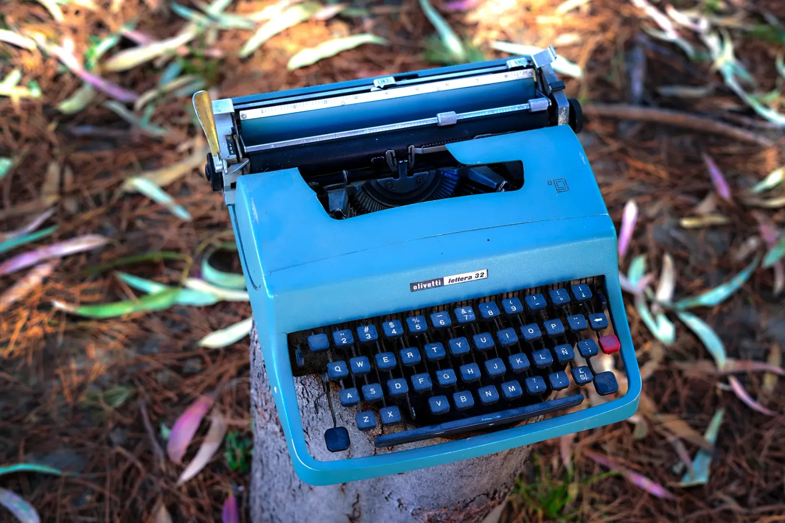 Machine à écrire Olivetti, Lettera 32 avec housse — photo 1 sur 3