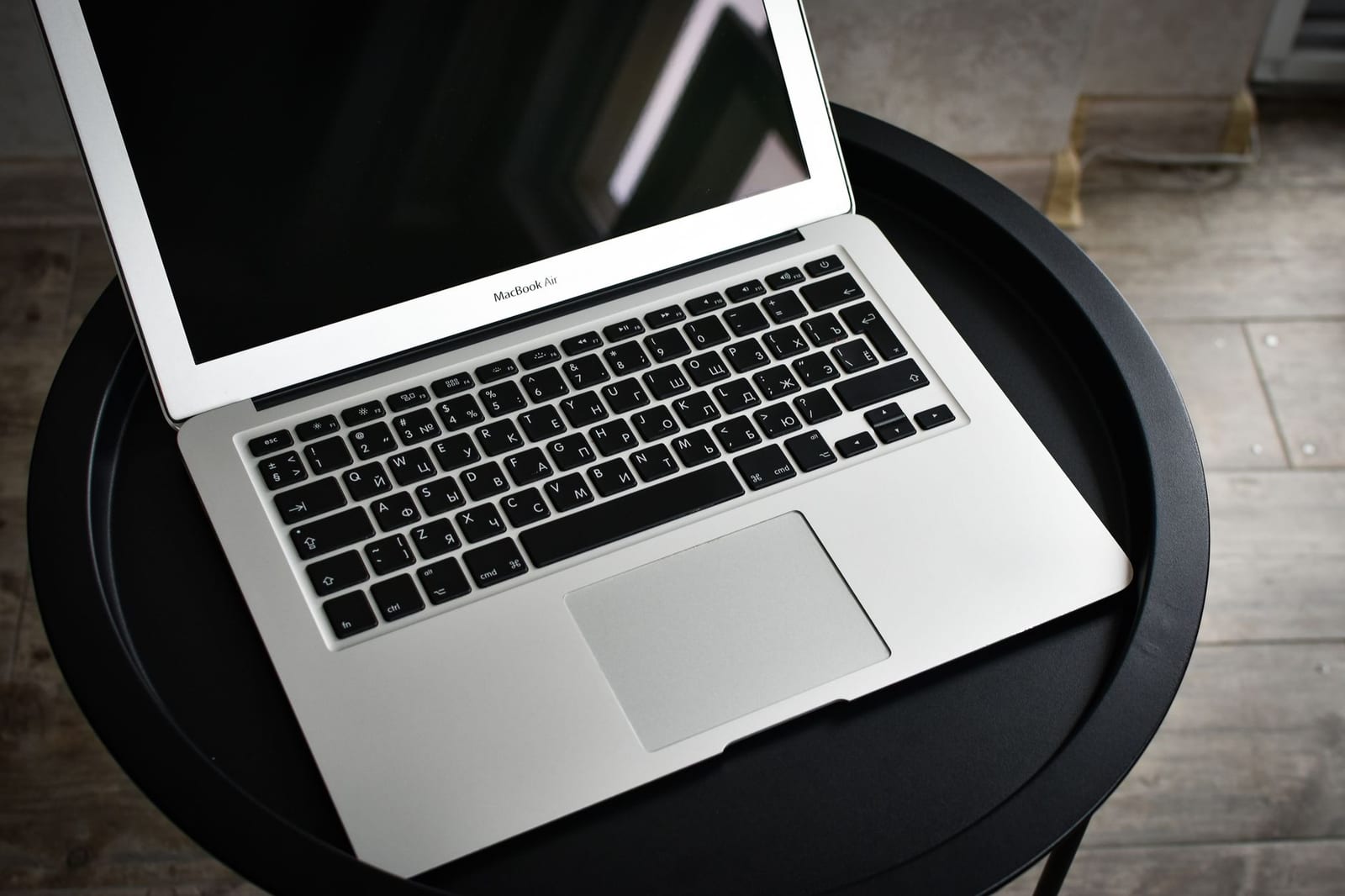 MacBook Air 13" M2 16 Go / 1 To — photo 1 sur 3