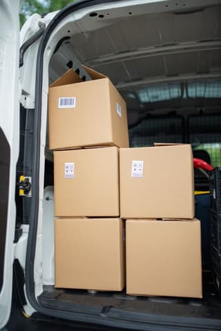 Déménagement avec utilitaire 12 m³ et 2 bras