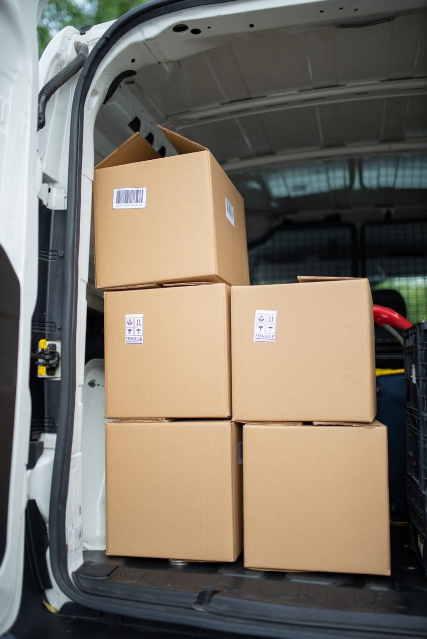 Déménagement avec utilitaire 12 m³ et 2 bras — photo 1 sur 3