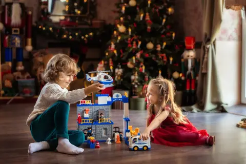 Playmobil (lot), maison, château, véhicules, plus de 40 personnages