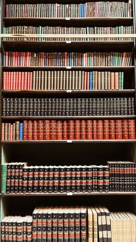 Encyclopédie Larousse en 12 volumes