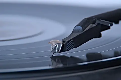 Platine vinyle Audio-Technica, LP120X, cellule neuve