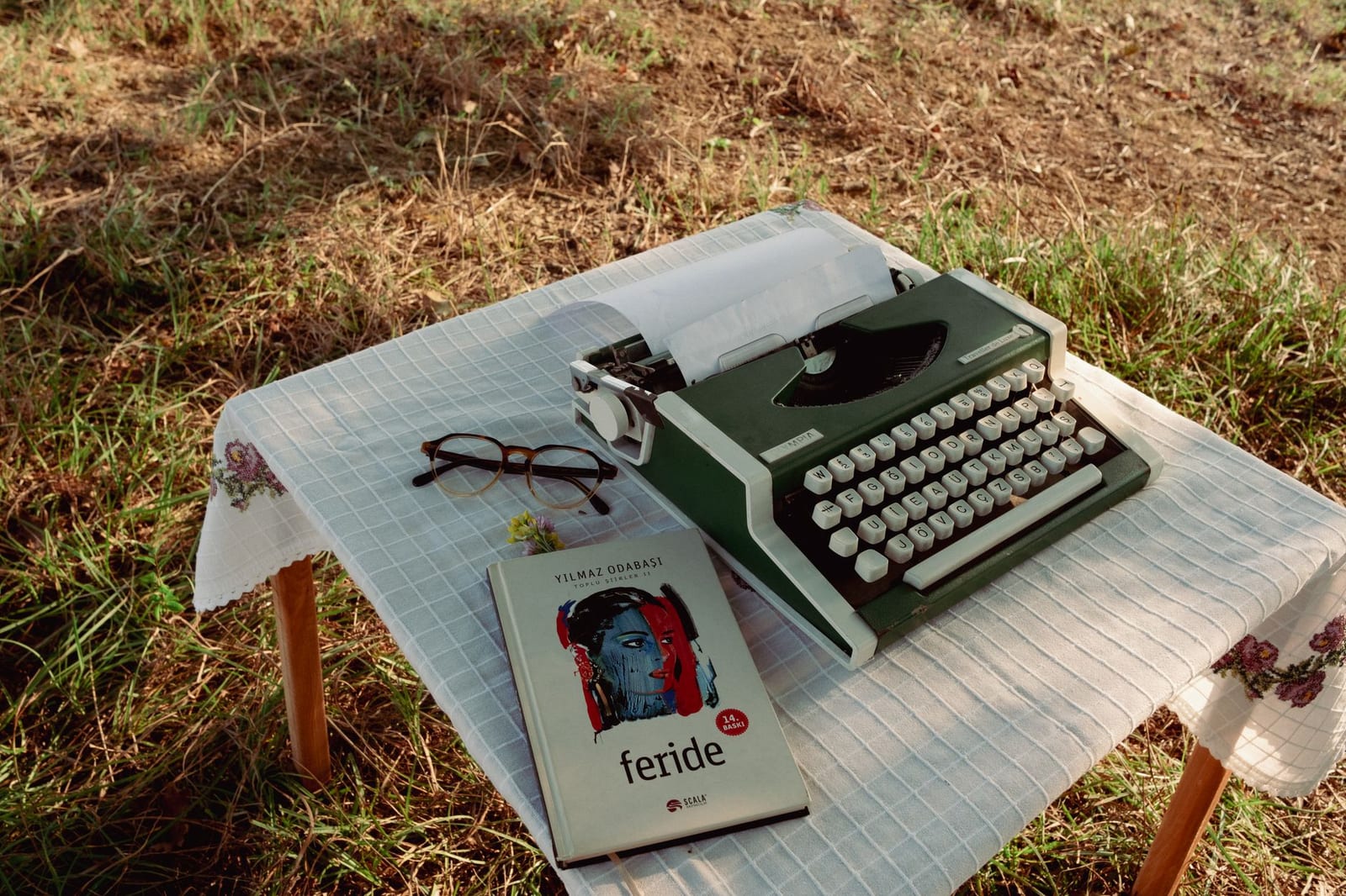 Machine à écrire Olivetti, Lettera 32 avec housse — photo 1 sur 3