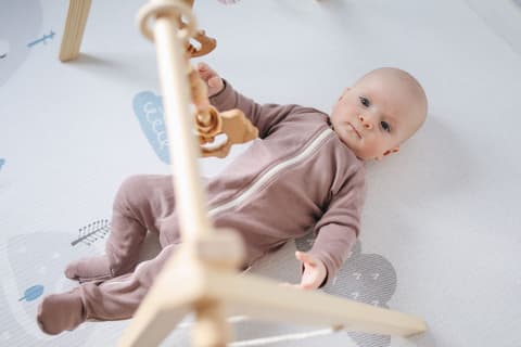 Lot de jouets d'éveil bébé, très bon état