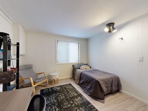 Chambre 12 m² en colocation, quartier animé