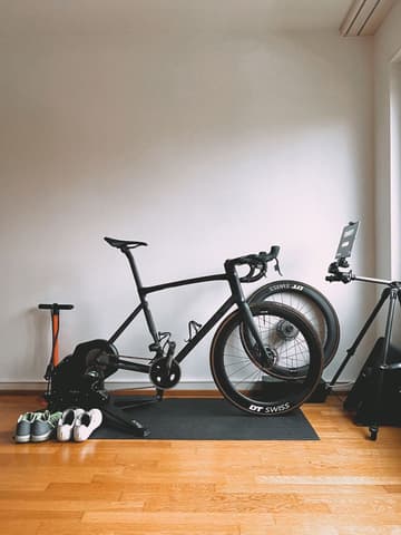 Home trainer Tacx Flux 2, connecté Zwift