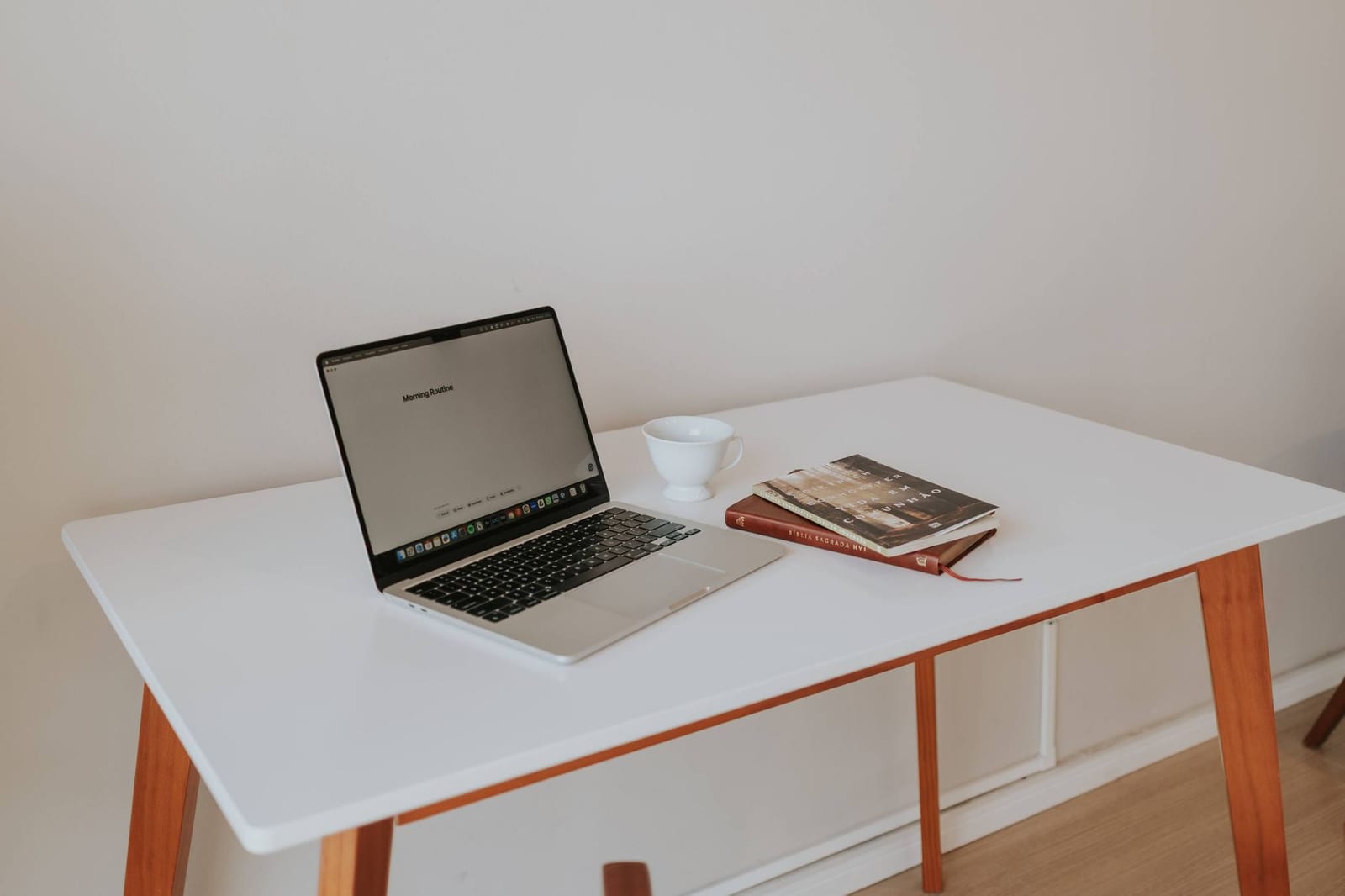 Bureau scandinave 160 × 80 blanc — photo 1 sur 3