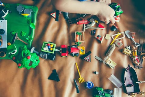 Playmobil (lot), maison, château, véhicules, plus de 40 personnages