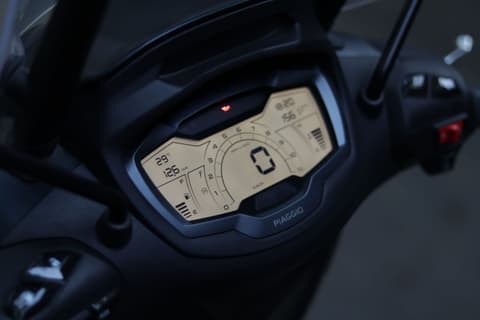 Scooter Piaggio Medley 125, 2021