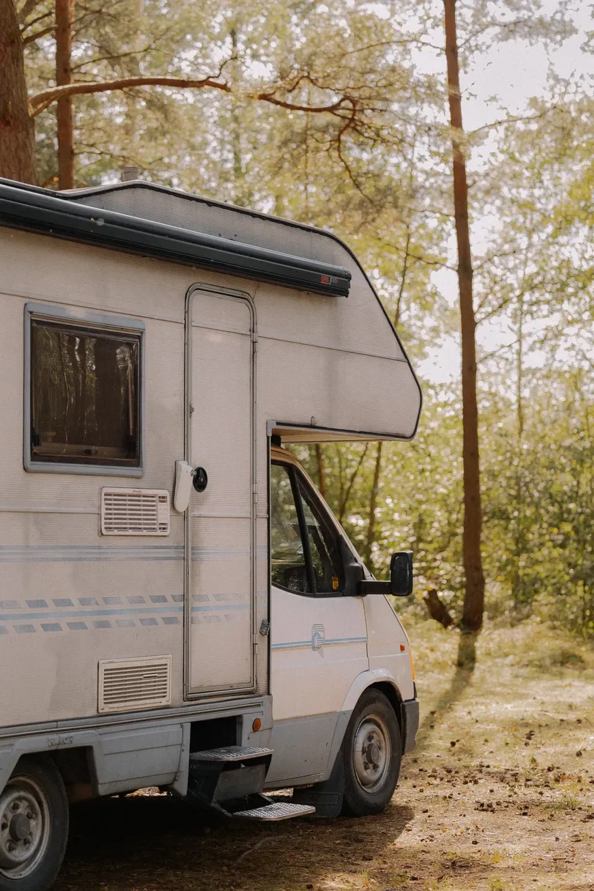 Camping-car Challenger 2017, 4 couchages — photo 1 sur 4